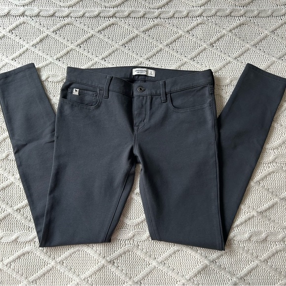 Abercrombie Dark Gray Skinny Jeans - Picture 2 of 5
